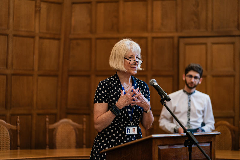 Elleke responding to award presentation