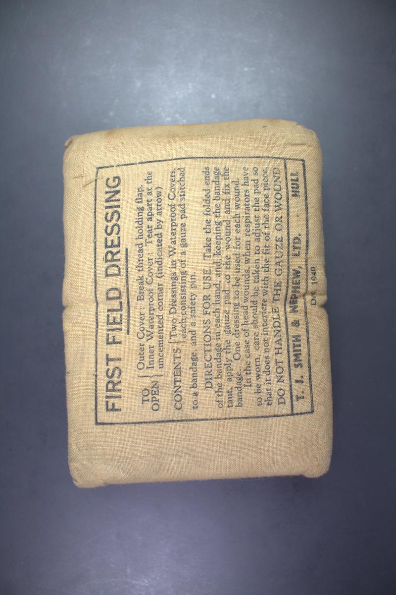 Field dressing pack 